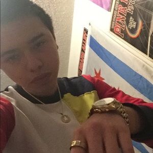 Meet your Posher, Fabian